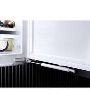 MIELE KFN 7774 D Kühlgefrierkombination (D, 207 kWh, 1770 mm hoch, Weiß)