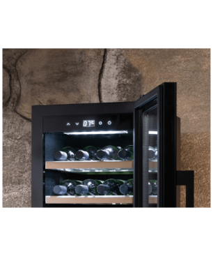 CASO 721 WineExclusive 38 Smart Weinkühlschrank (EEK G, Schwarz)