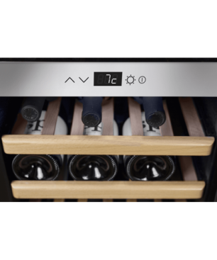 CASO 650 WineComfort 38 Weinklimaschrank (EEK G, Silber)