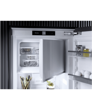 MIELE K 7374 D Kühlschrank (D, 1218 mm hoch, k. A.)
