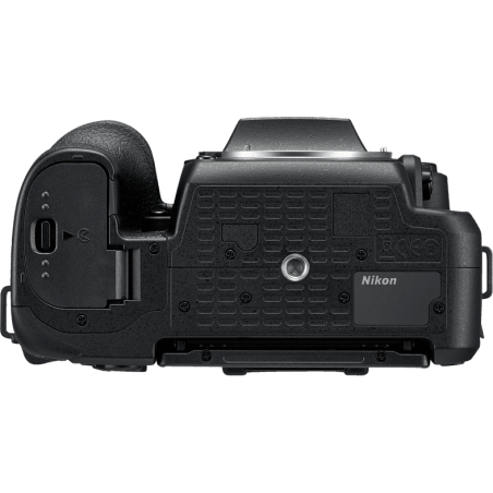 NIKON D7500 Body Spiegelreflexkamera, 20,9 Megapixel, Touchscreen Display, WLAN, Schwarz