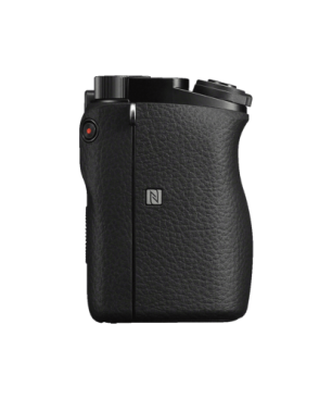 SONY Alpha 6000 KIT (ILCE-6000L) + Tasche + Speicherkarte Systemkam.