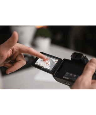 CANON Canon EOS M50 MK II Kit + Tasche und 16GB Speicherkarte Systemkamera mit Objektiv 15-45mm