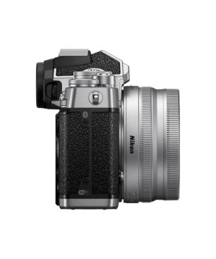 NIKON Z fc Kit Systemkamera mit Objektiv 16-50mm, 50-250 mm , 7,5 cm Display Touchscreen, WLAN