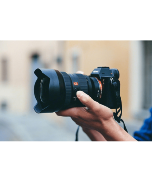 SONY SEL1224GM Vollformat Ultraweitwinkel, Zoom Objektiv 12 mm - 24 mm f/2.8 G-Master, ASPH, XA (Extreme Aspherical)