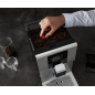 KRUPS EA 875 E Intuition Preference+ Kaffeevollautomat Silber KRUPS EA 875 E Intuition Preference+ Kaffeevollautomat Silber